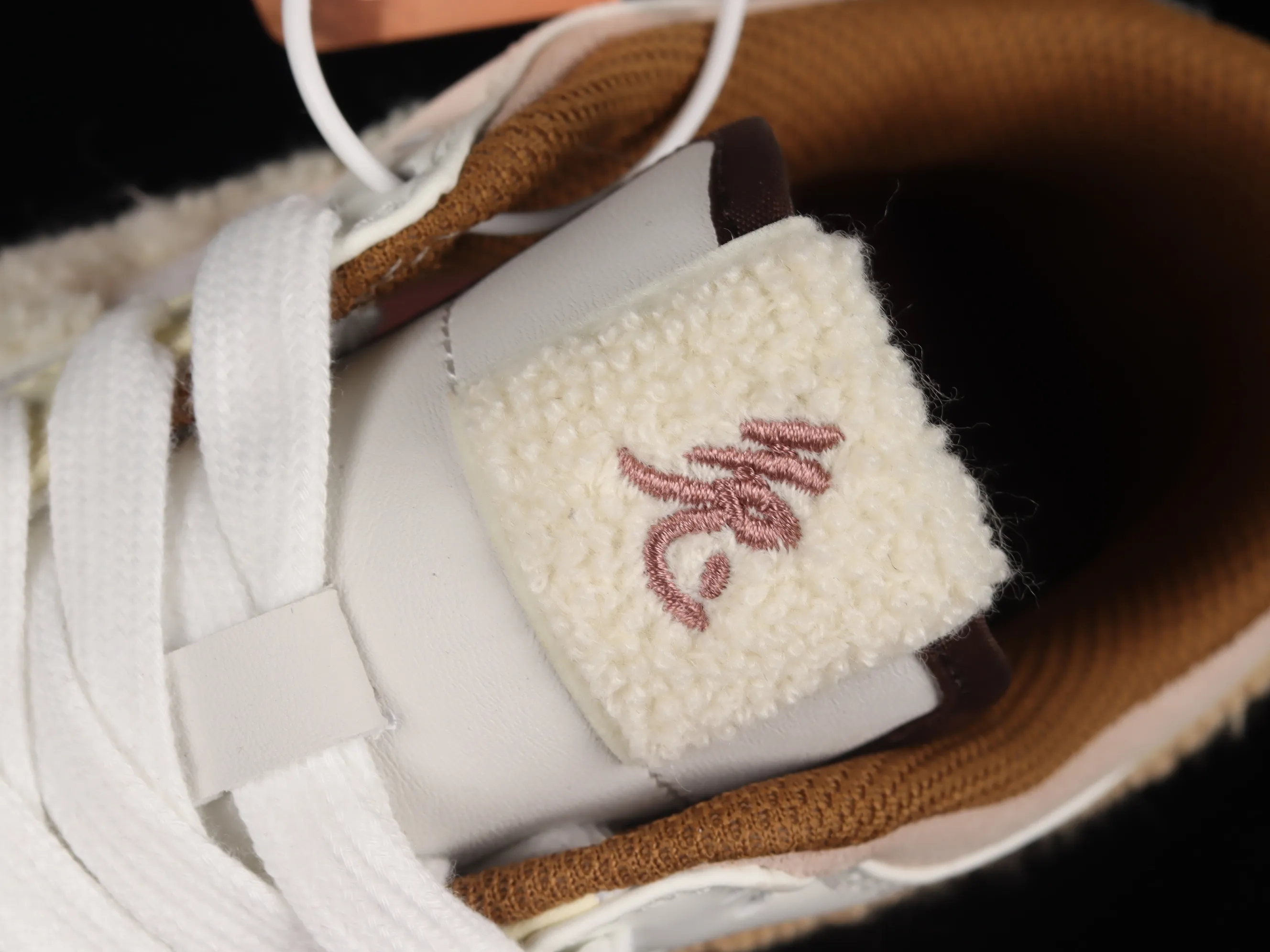 All Categories Nk SB Dunk Series Nk SB Dunk Low Low-top sneakers Cost-effective version Nk Dunk Low "Year of the Rabbit" Year of the Rabbit Rabbit theme SB low-top sports and leisure sneakers FD4203-211